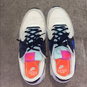 Women’s Nike AirMax’s